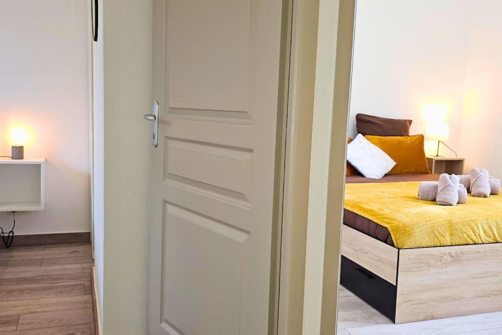 Ferienwohnung L'Orchidee, Proche De La Gare Avec Clim Et Terrasse Narbonne Exterior foto