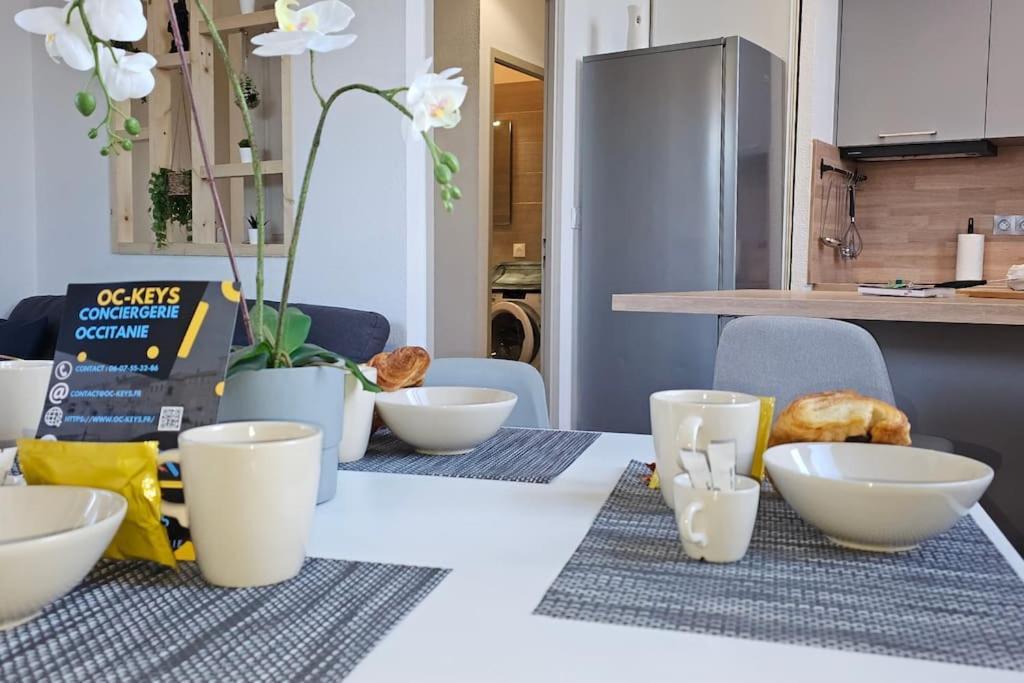 Ferienwohnung L'Orchidee, Proche De La Gare Avec Clim Et Terrasse Narbonne Exterior foto