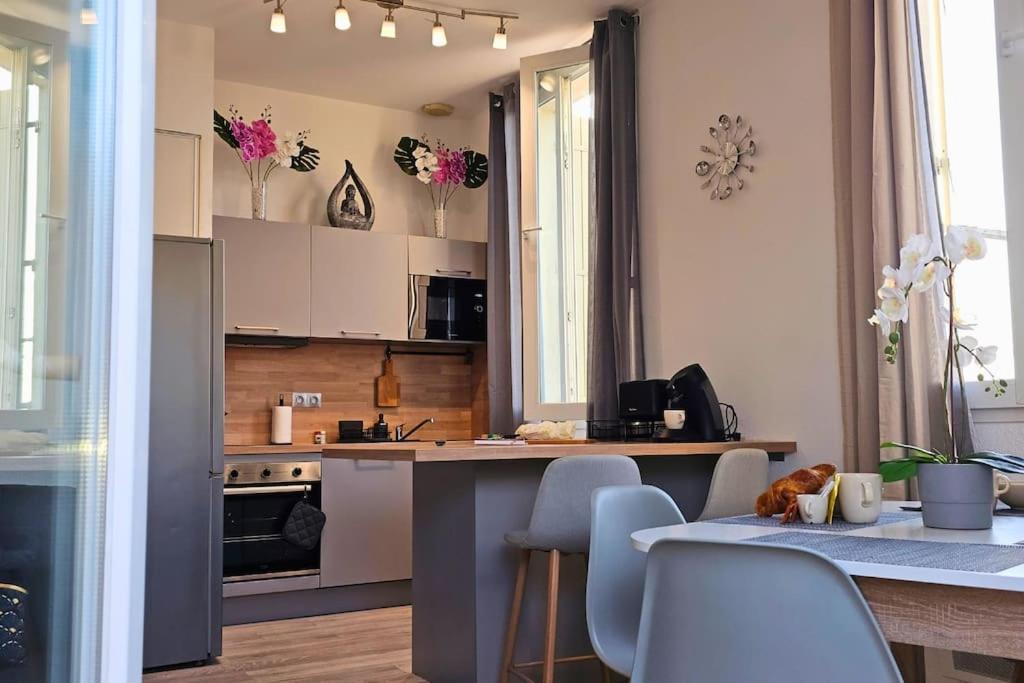 Ferienwohnung L'Orchidee, Proche De La Gare Avec Clim Et Terrasse Narbonne Exterior foto